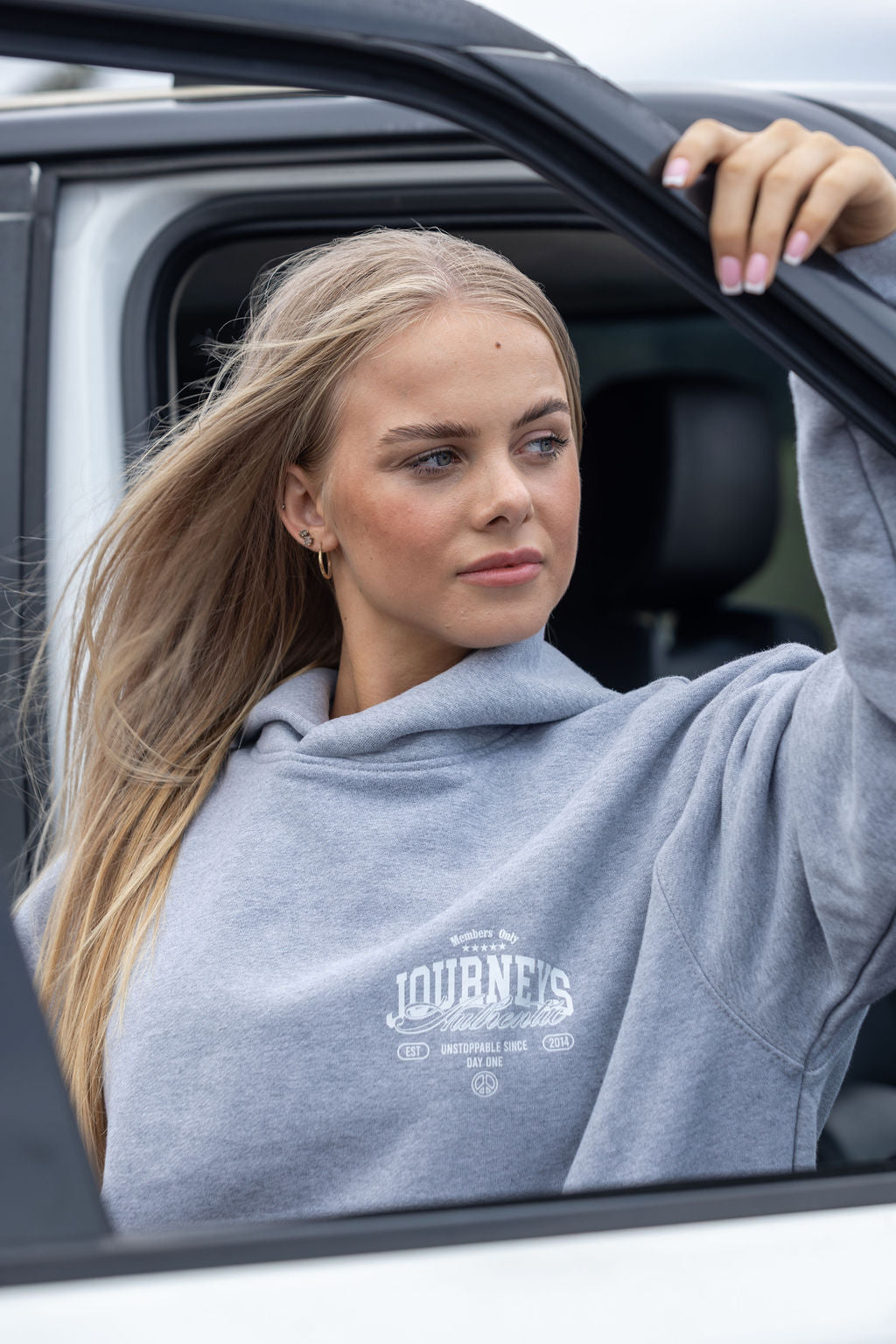Authentic Trainer Hoodie - Grey