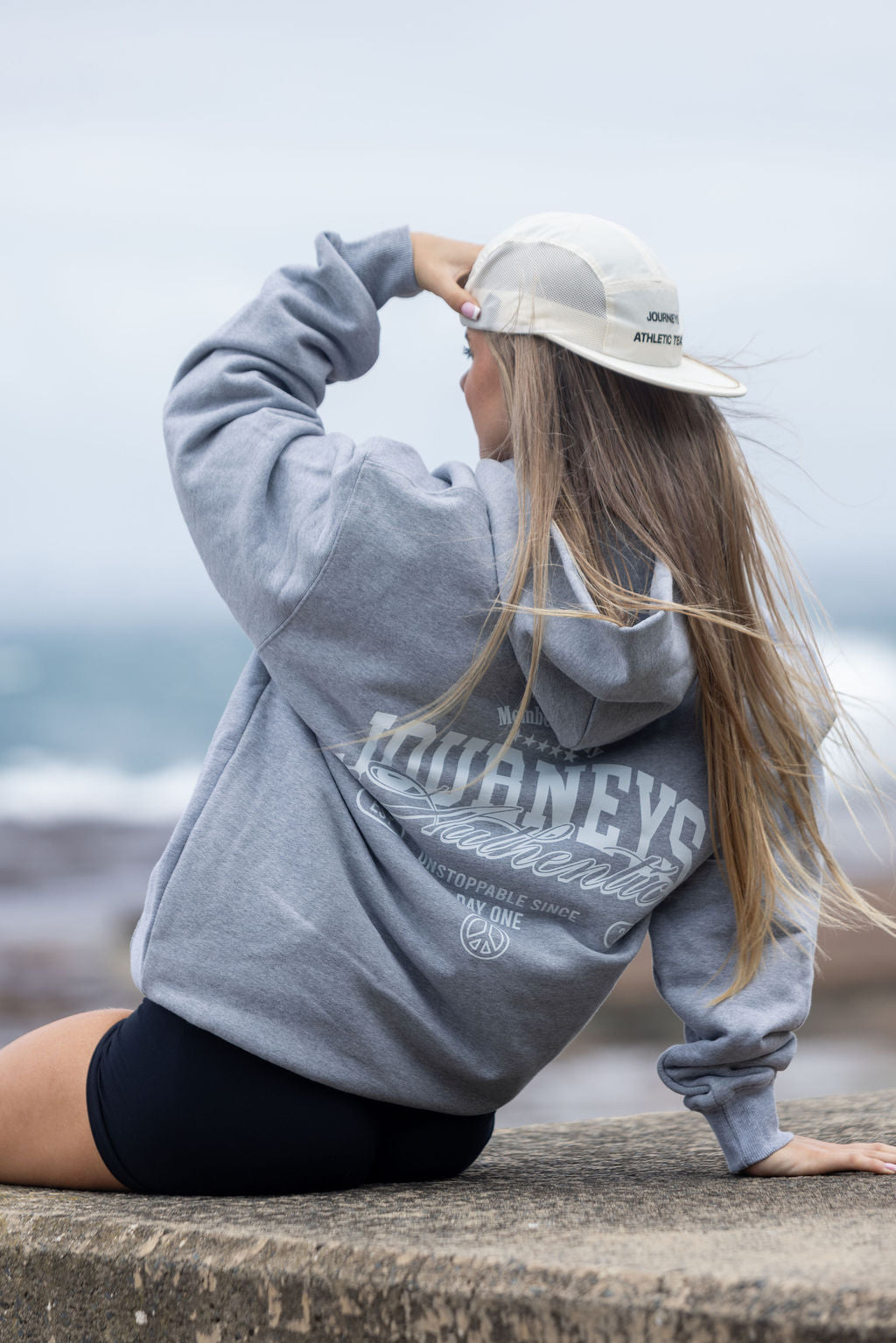 Authentic Trainer Hoodie - Grey