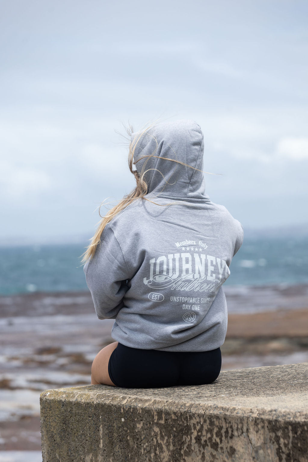 Authentic Trainer Hoodie - Grey